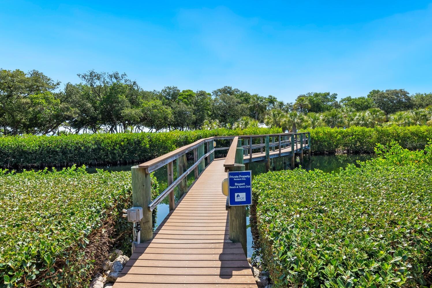 BAYPORT BCH & TEN PH F - Residential Lease