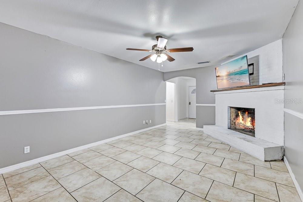 506 CLAYTON CIRCLE