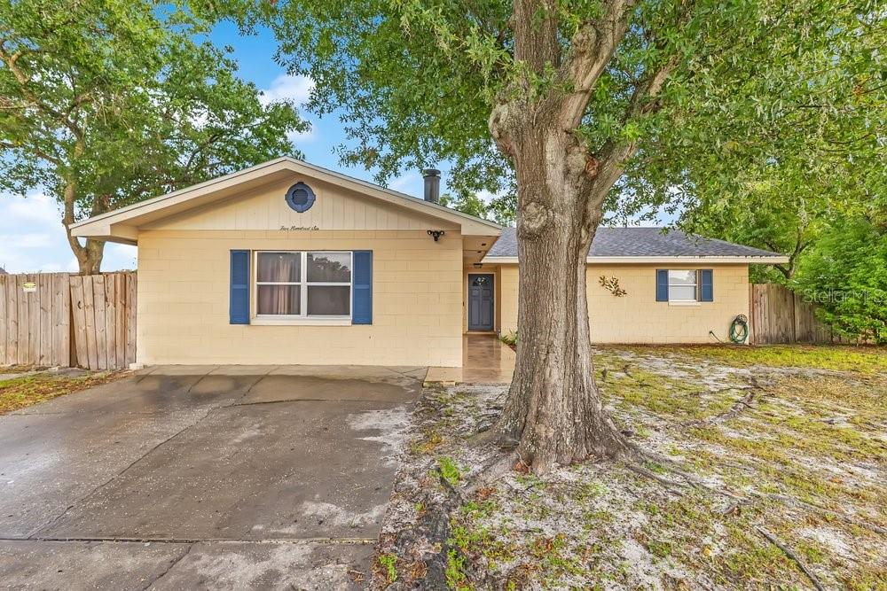 Photo of 506 Clayton Circle, Winter Haven, FL 33880 (MLS # L4964361)