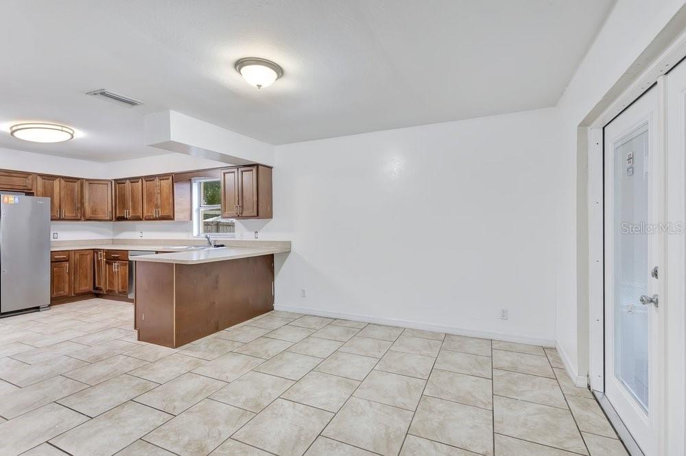 506 CLAYTON CIRCLE