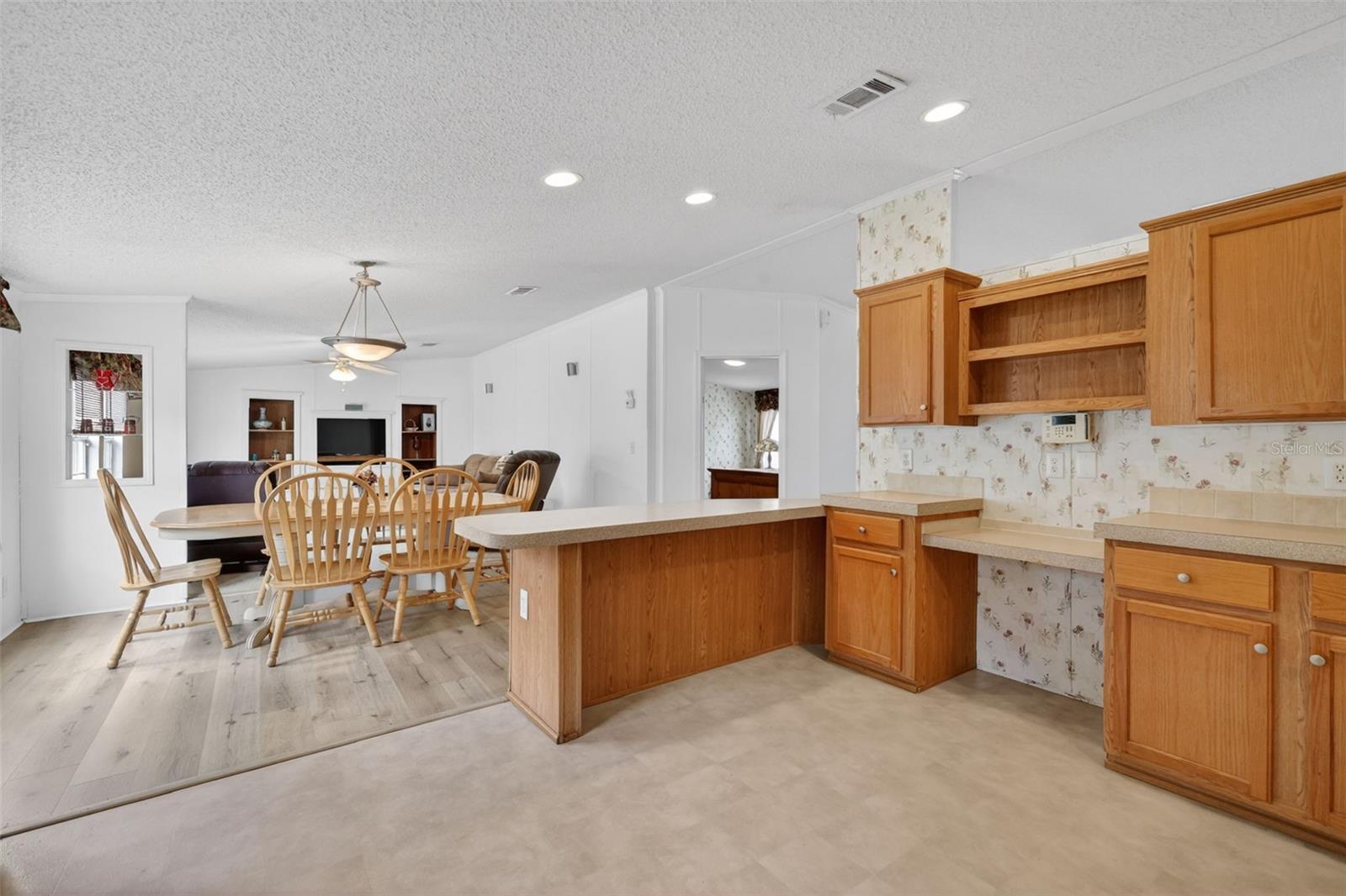 LAKE WEIR HEIGHTS - Residential