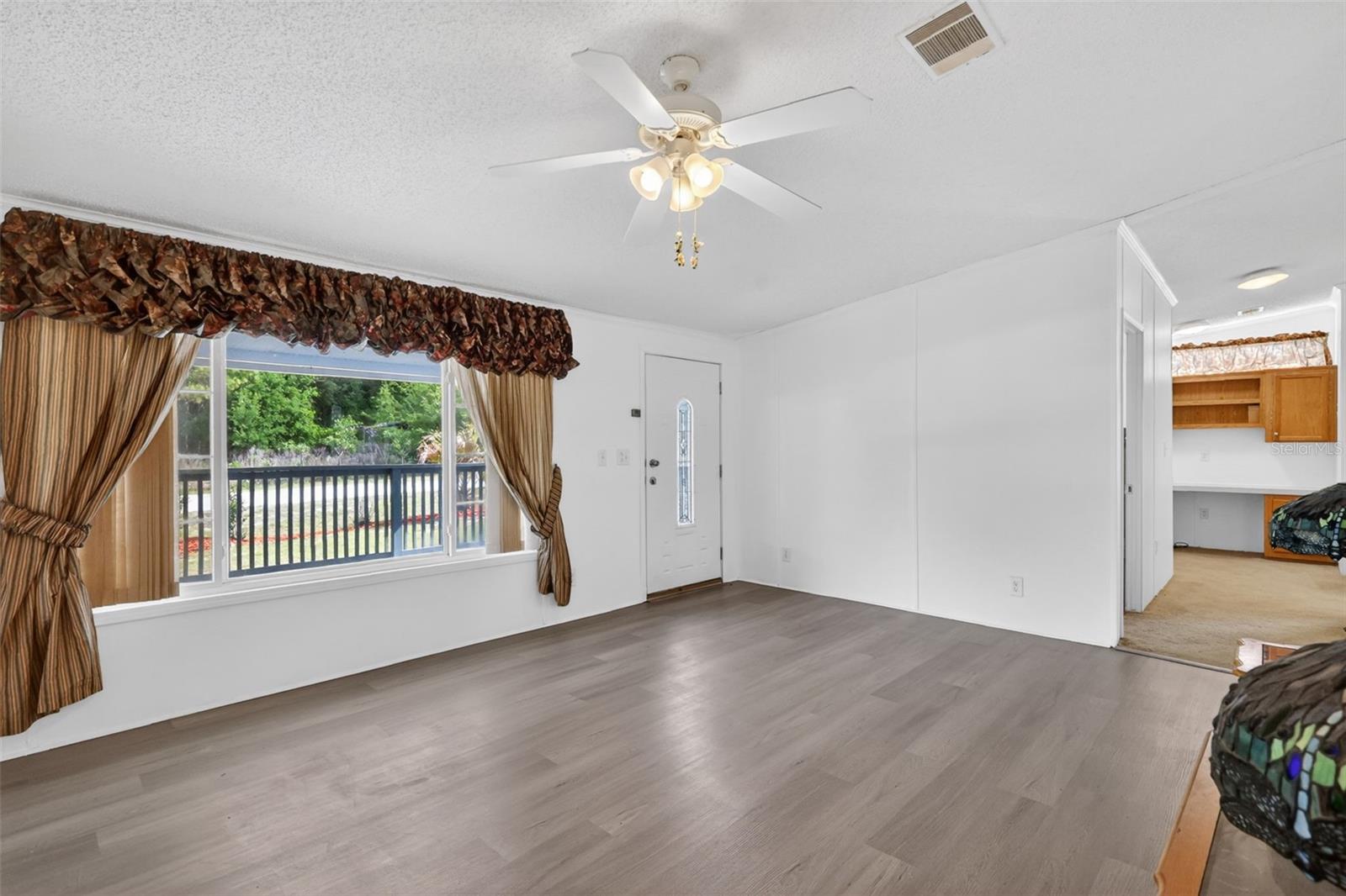 LAKE WEIR HEIGHTS - Residential