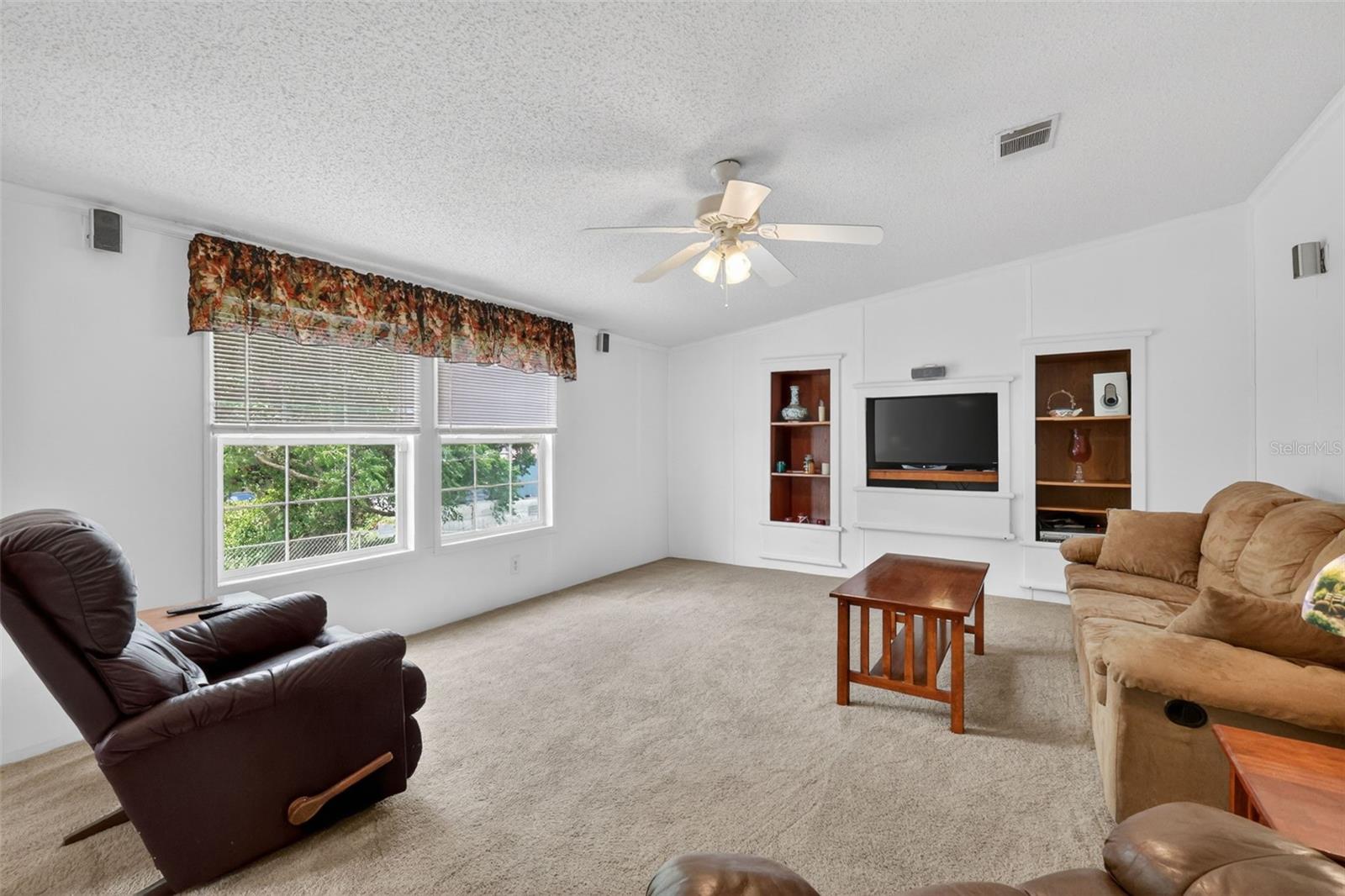 LAKE WEIR HEIGHTS - Residential