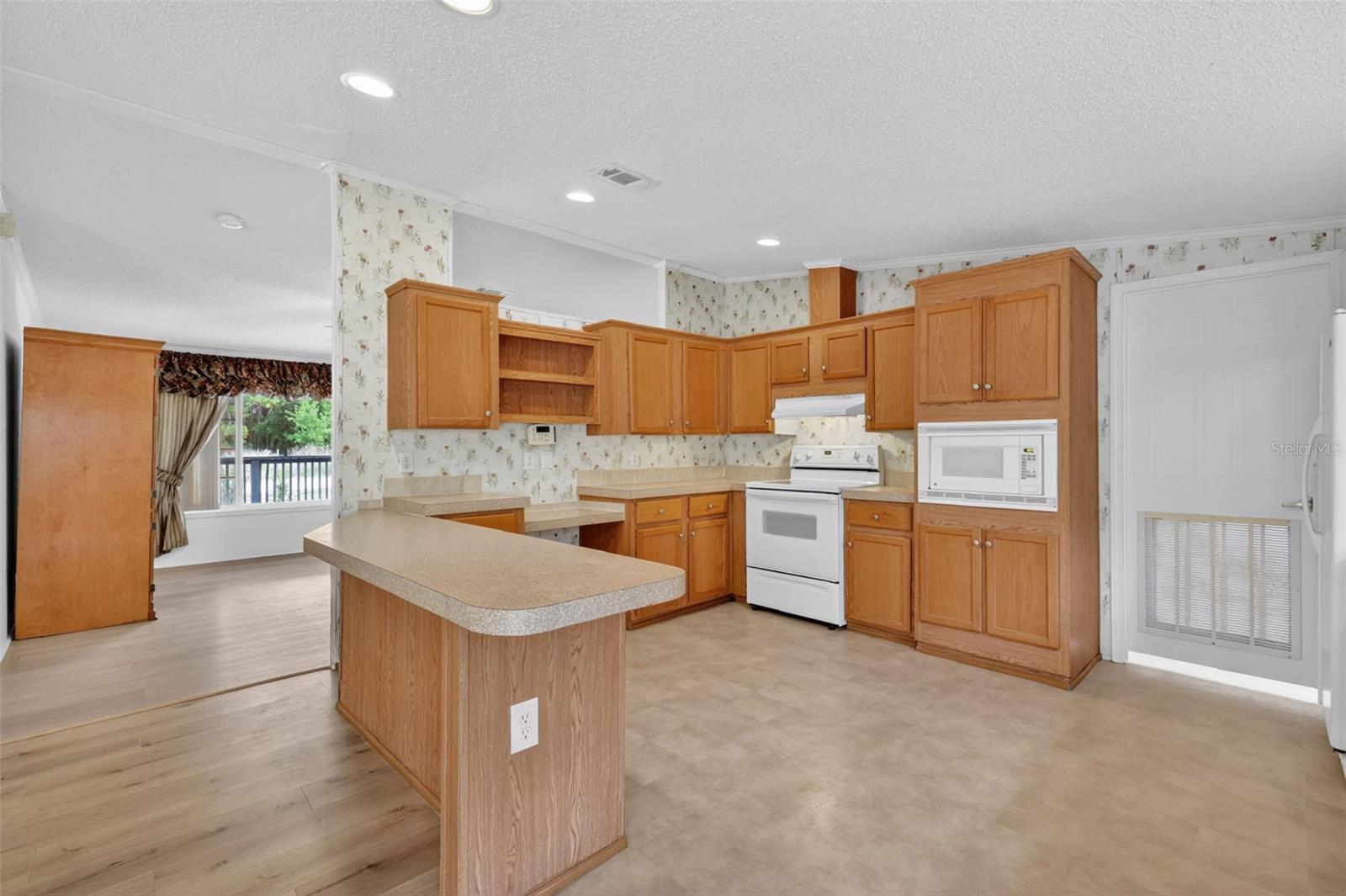 LAKE WEIR HEIGHTS - Residential