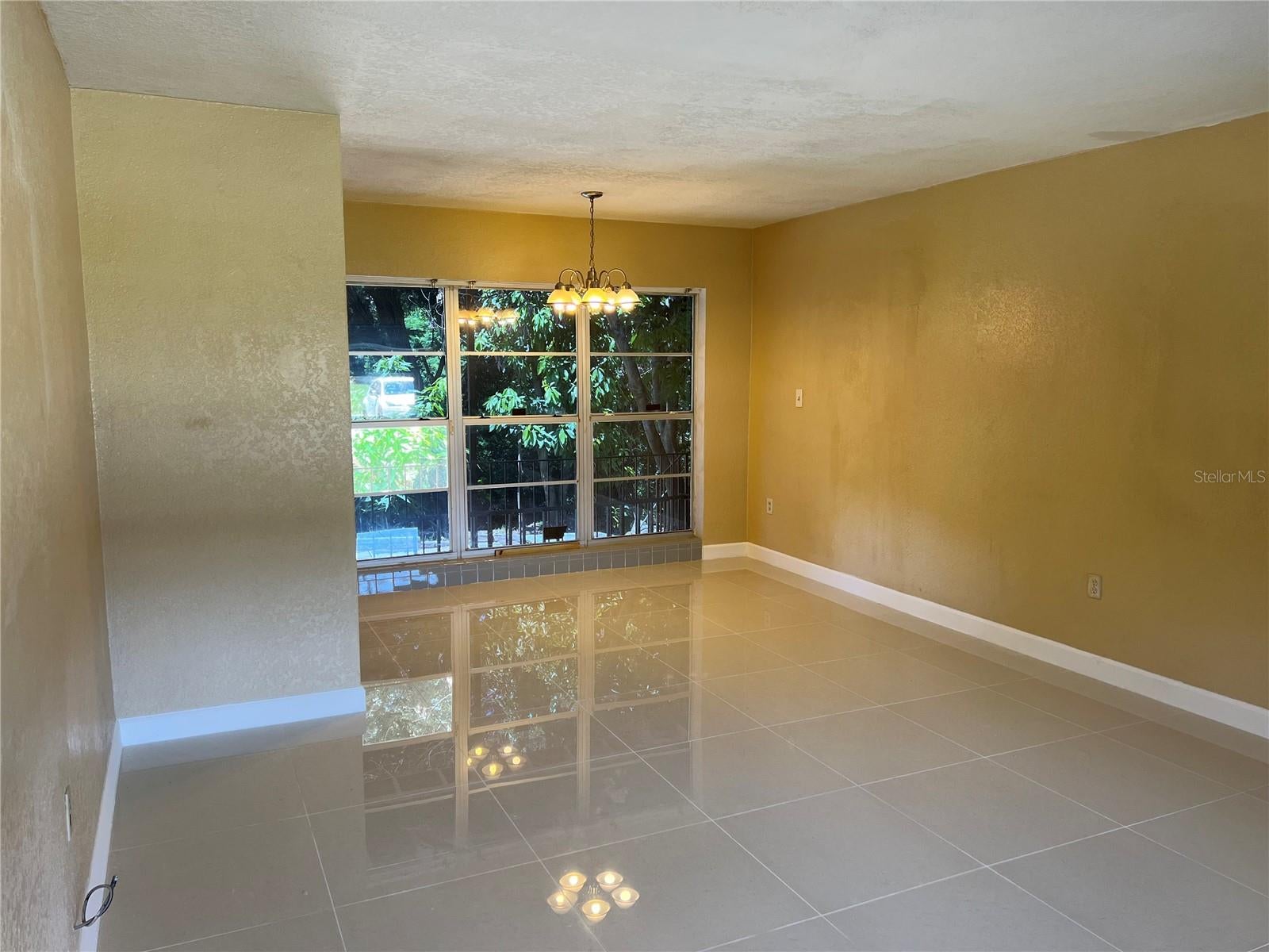 5847 HARRINGTON DRIVE