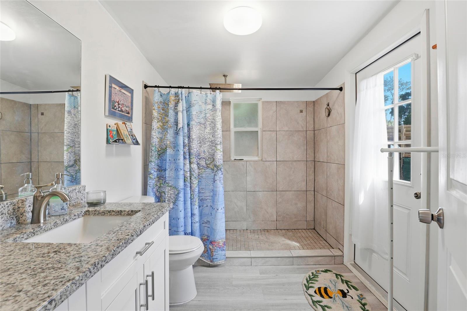 WOODLAWN CIRCLE - Residential