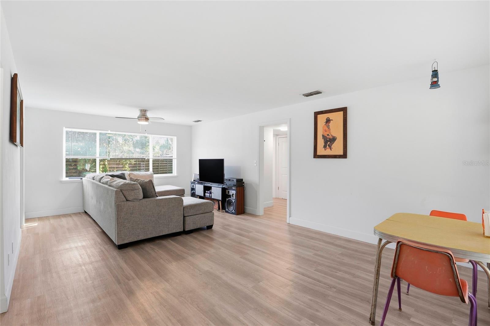 WOODLAWN CIRCLE - Residential