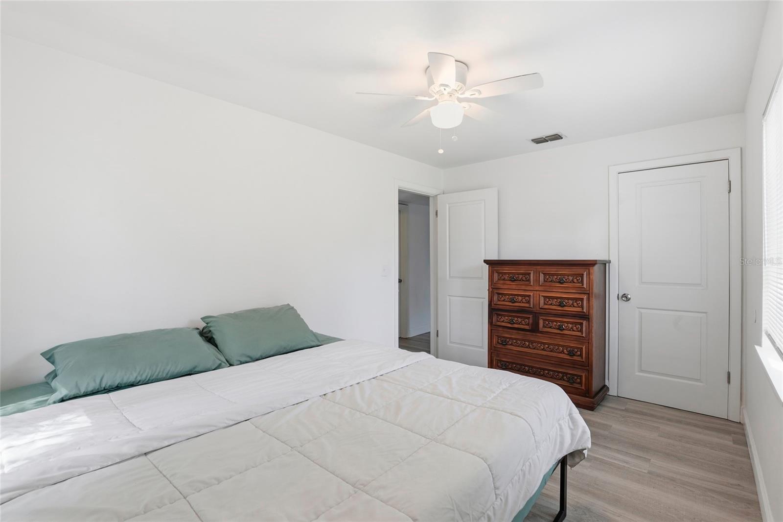 WOODLAWN CIRCLE - Residential