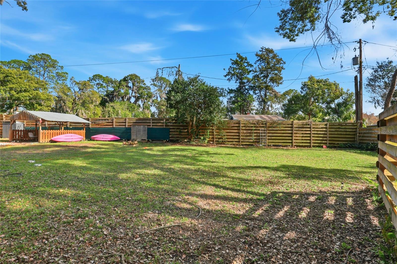 WOODLAWN CIRCLE - Residential