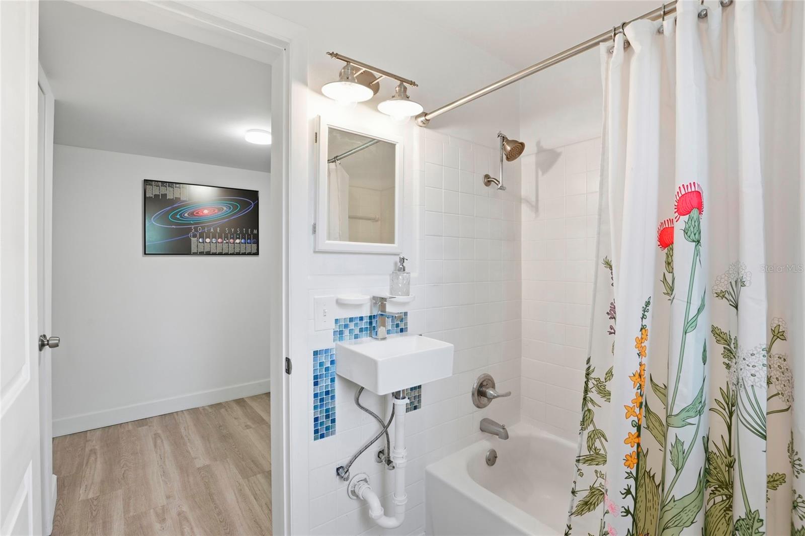 WOODLAWN CIRCLE - Residential