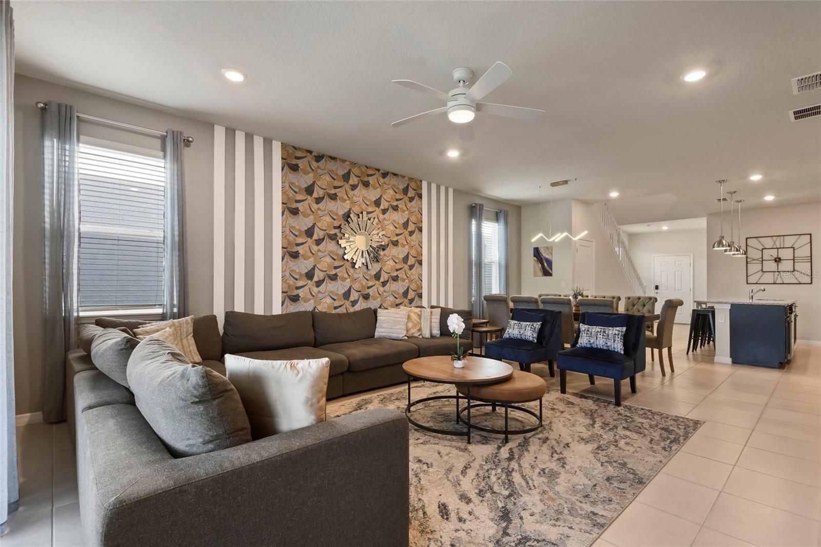 WINDSOR ISLAND RESIDENCE PH 3 - Residential