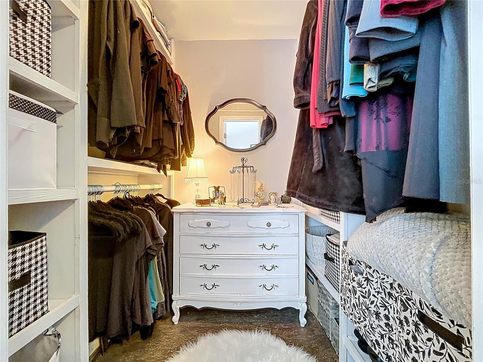 TOWNHOMES OF COUNTRY RUN PH 03 - Residential