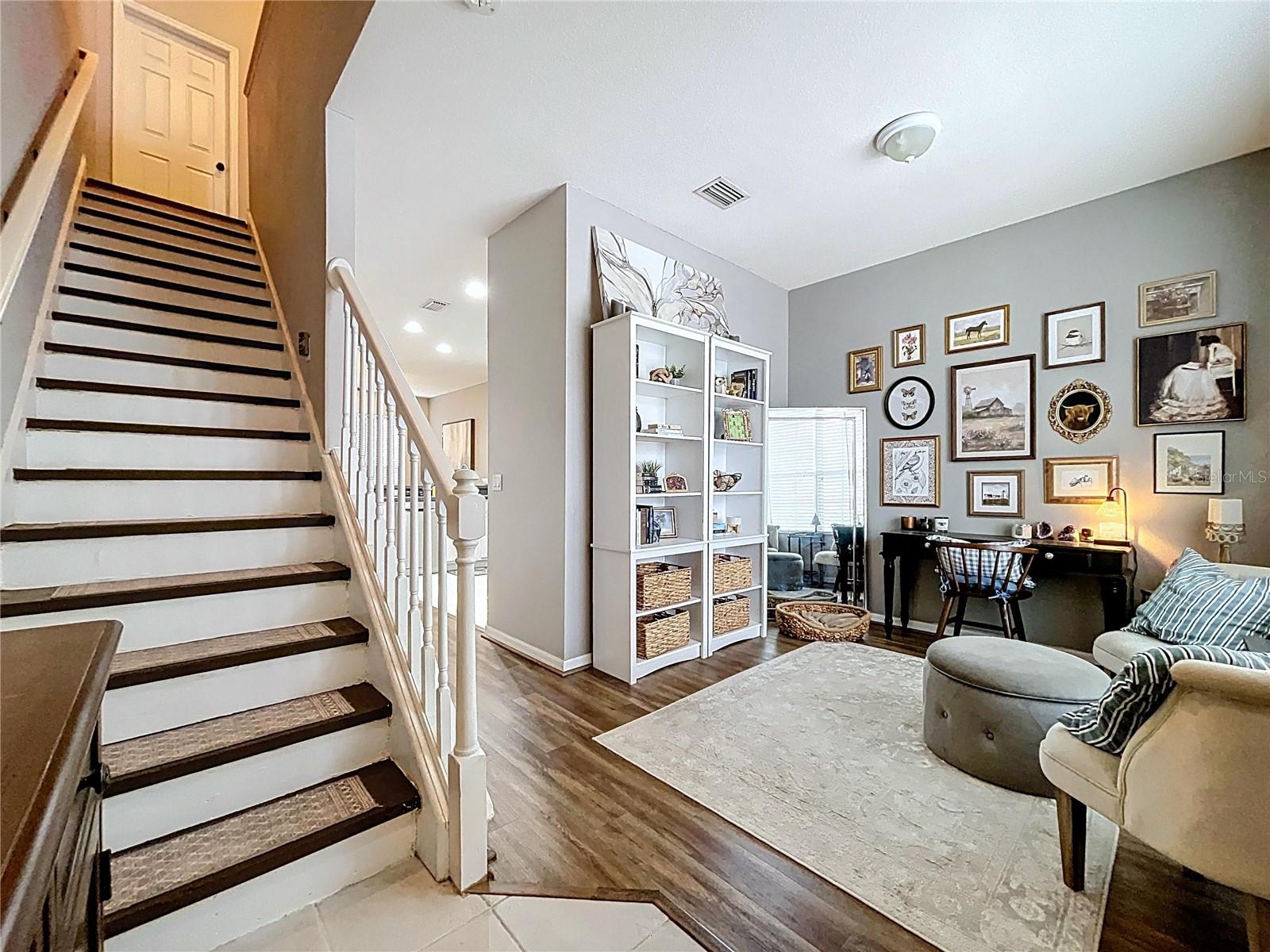 TOWNHOMES OF COUNTRY RUN PH 03 - Residential