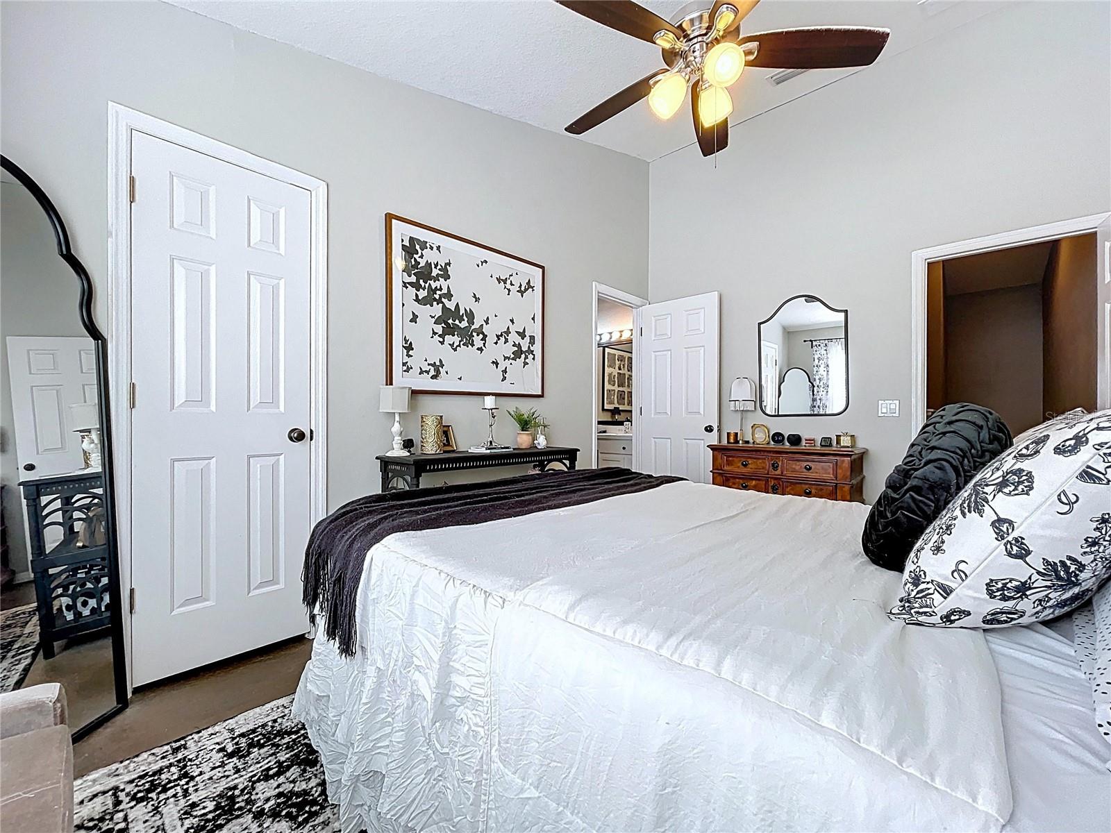 TOWNHOMES OF COUNTRY RUN PH 03 - Residential