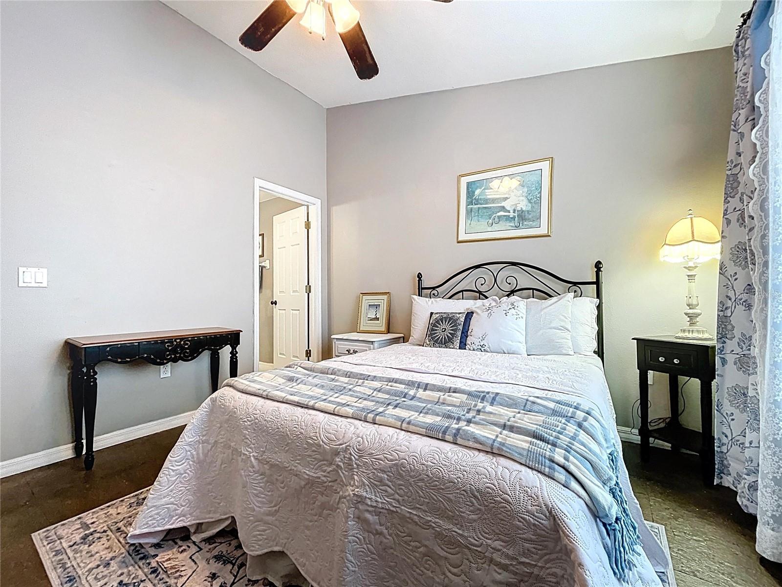 TOWNHOMES OF COUNTRY RUN PH 03 - Residential