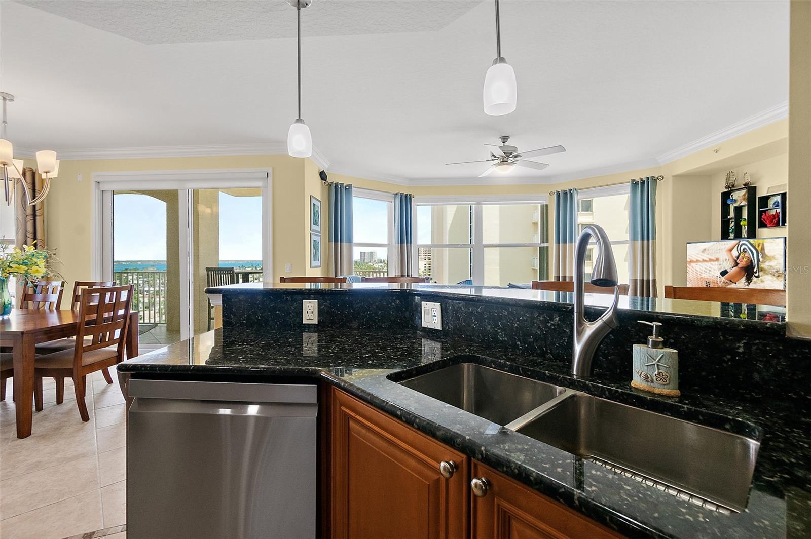 MARBELLA CONDO PER - Residential