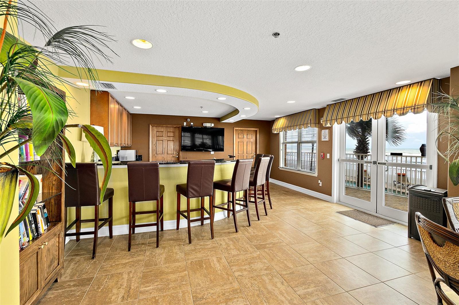 MARBELLA CONDO PER - Residential
