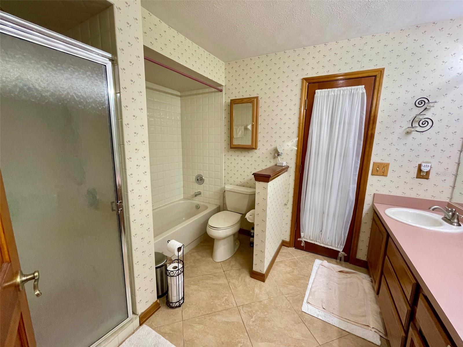 SEMINOLE WOODS 5 AC DEV - Residential