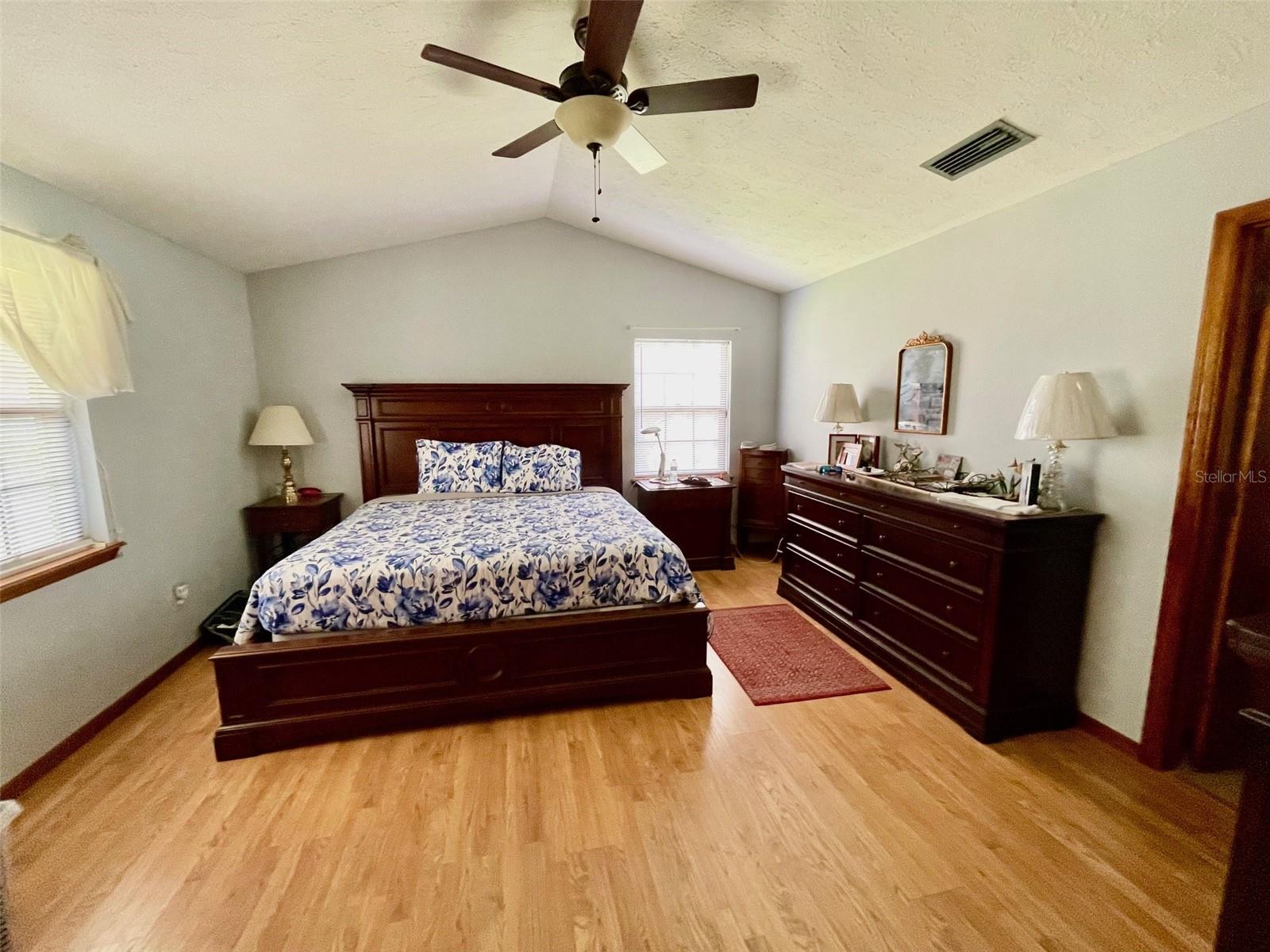 SEMINOLE WOODS 5 AC DEV - Residential