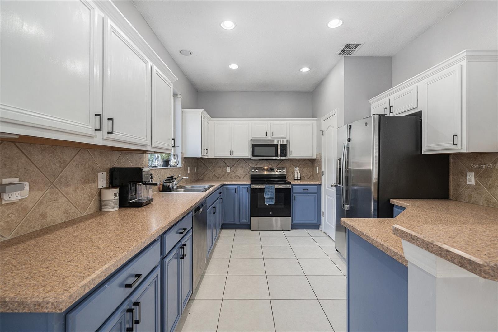 ASBEL ESTATES - Residential