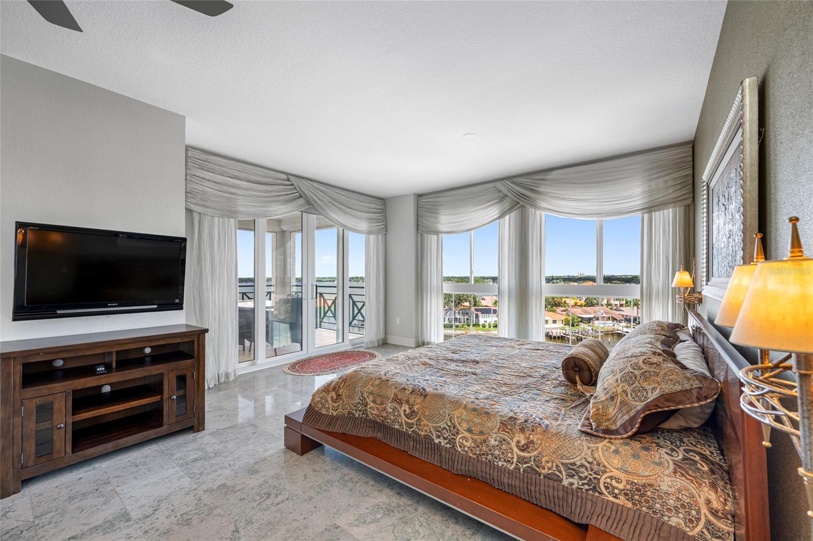 DOLPHIN CAY ANTIGUA - Residential