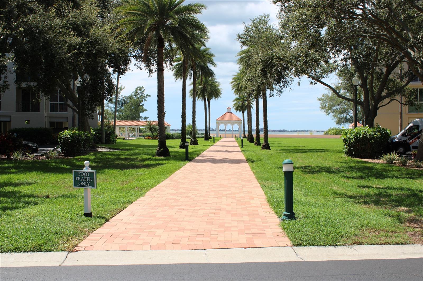 DOLPHIN CAY ANTIGUA - Residential