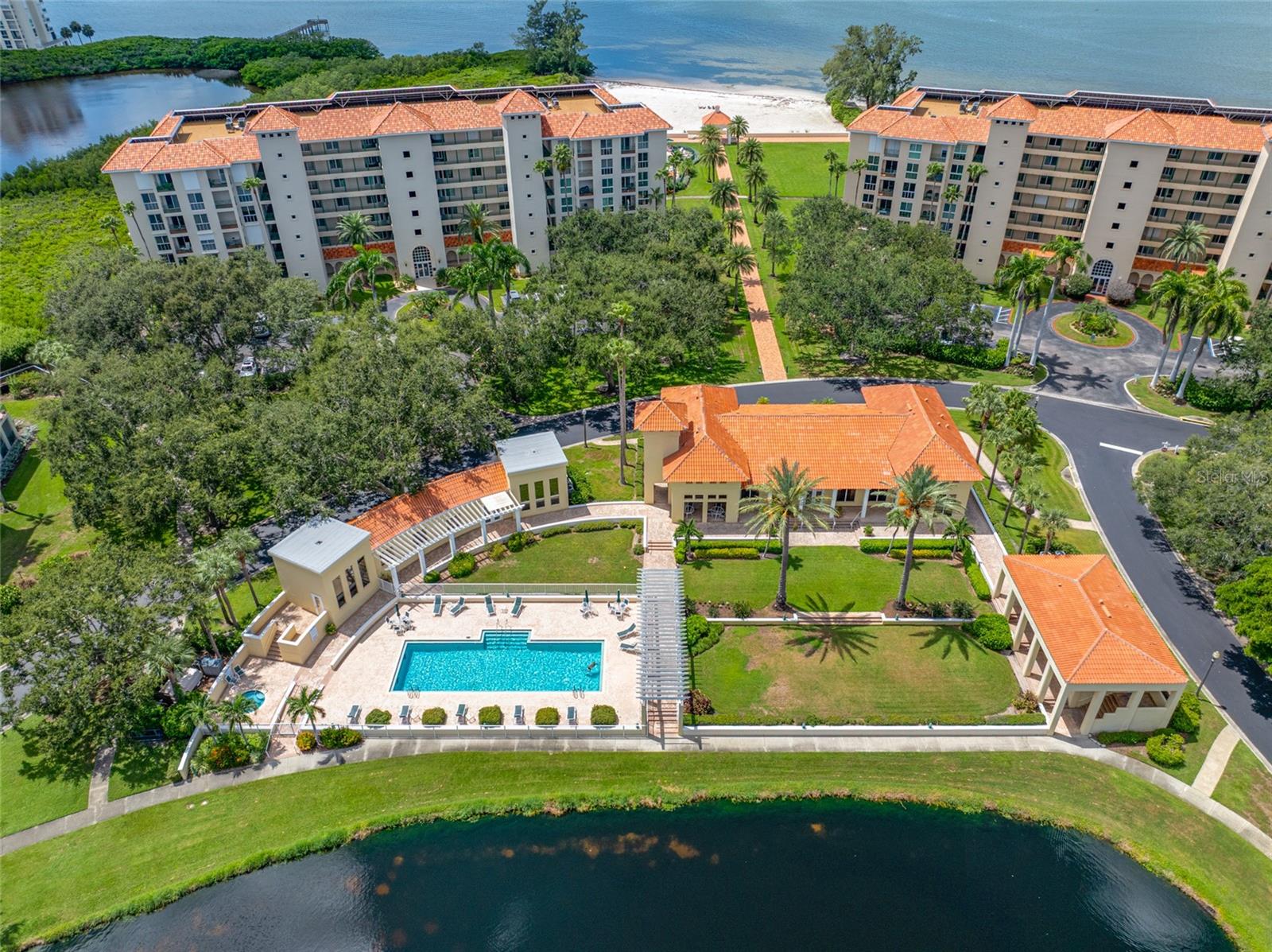 DOLPHIN CAY ANTIGUA - Residential