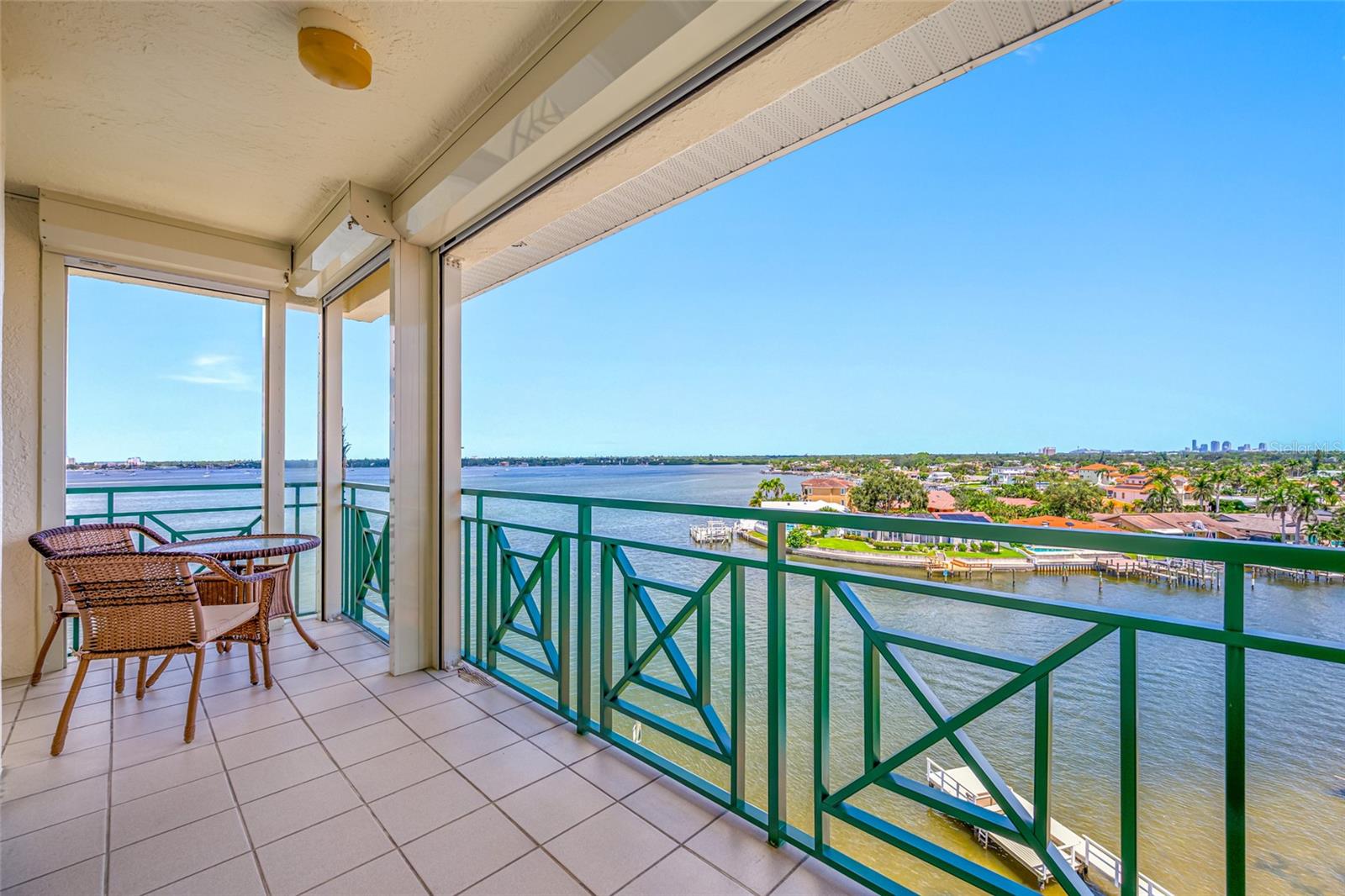 DOLPHIN CAY ANTIGUA - Residential