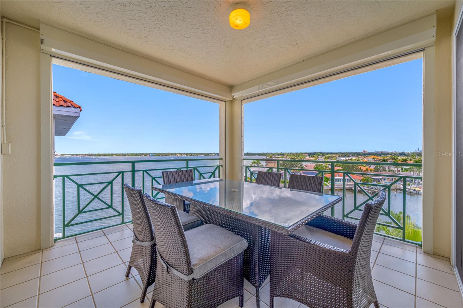 DOLPHIN CAY ANTIGUA - Residential