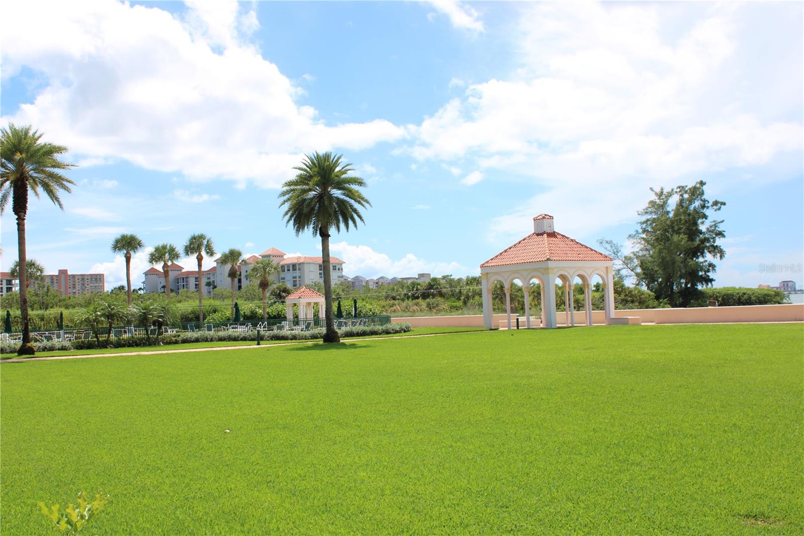 DOLPHIN CAY ANTIGUA - Residential