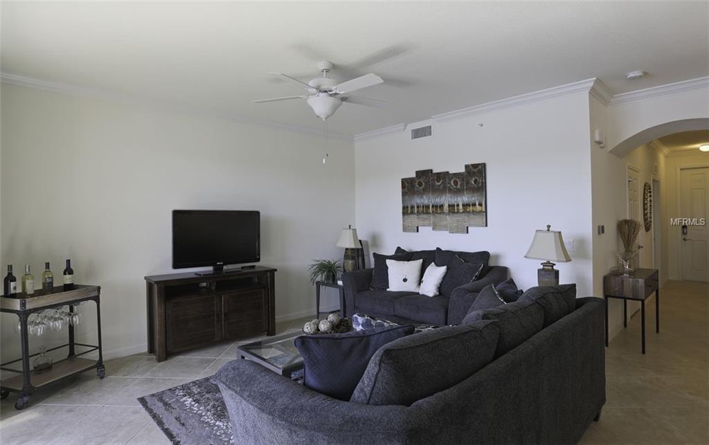 LAKEWOOD NATIONAL - Residential Lease
