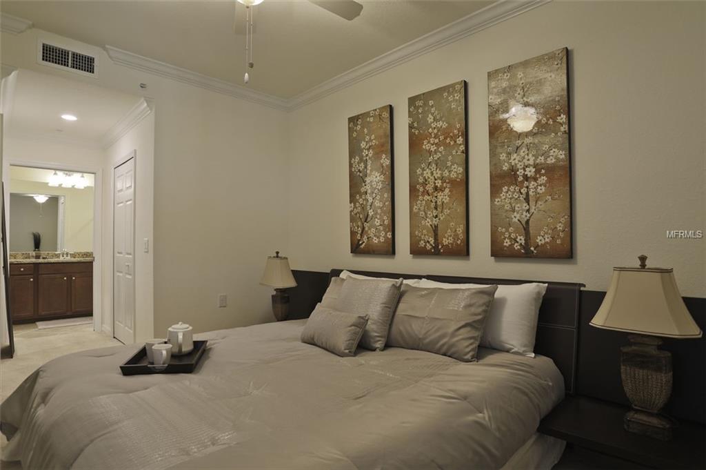 LAKEWOOD NATIONAL - Residential Lease