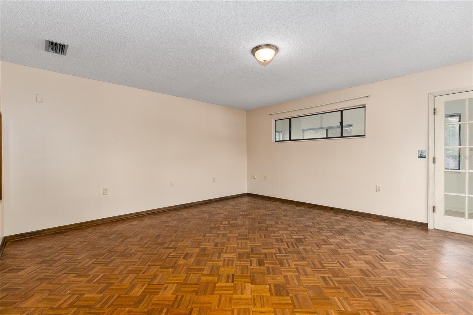 NELA ISLE - Residential