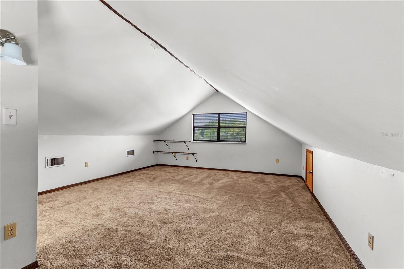 NELA ISLE - Residential