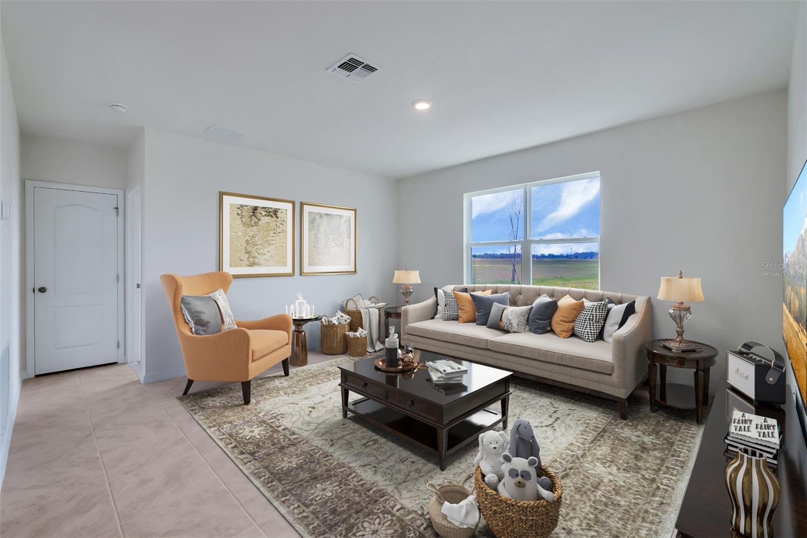 Photo 5 of 6 of 1337 CALMITO LANE house