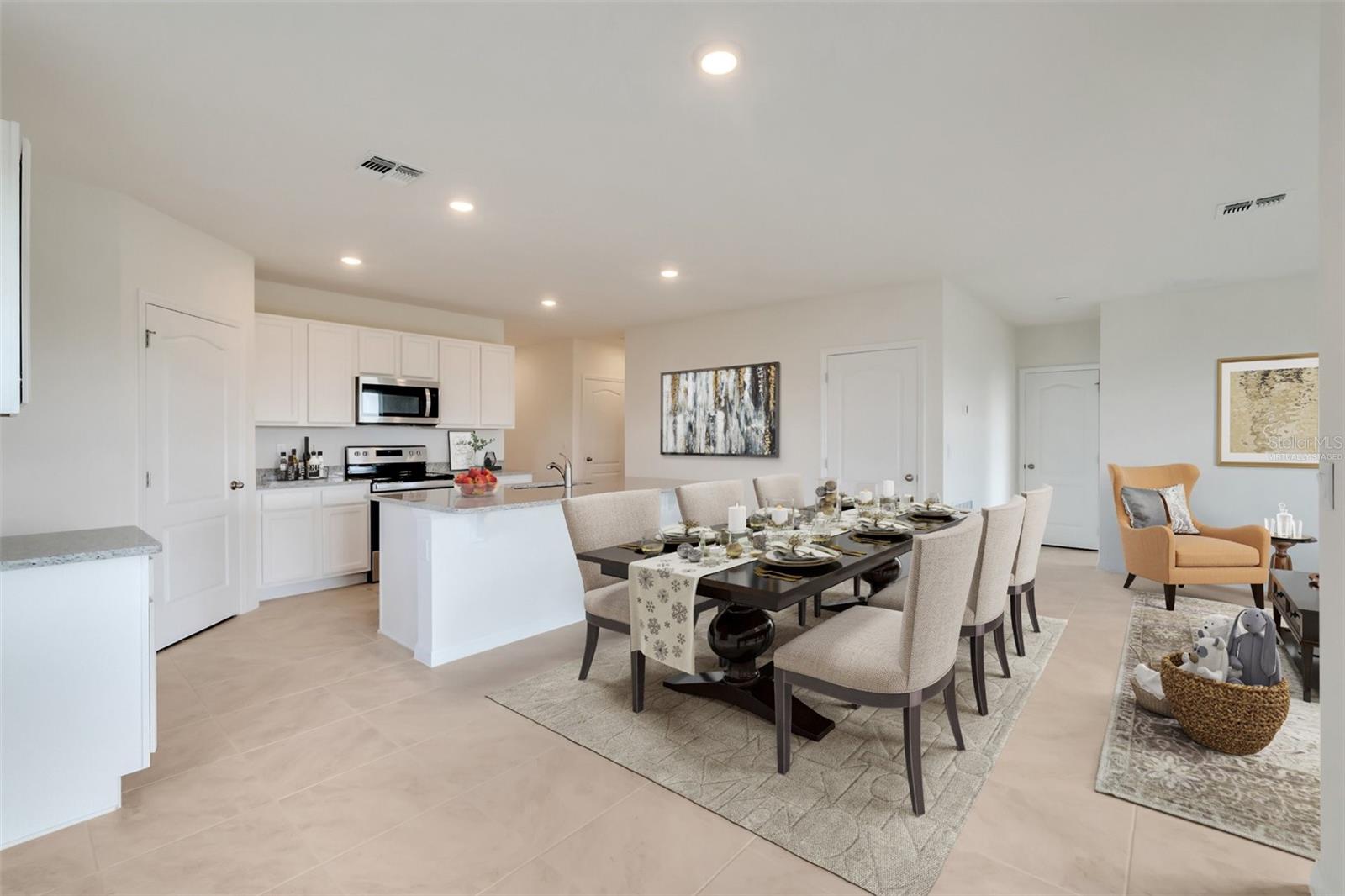 Photo 4 of 6 of 1337 CALMITO LANE house