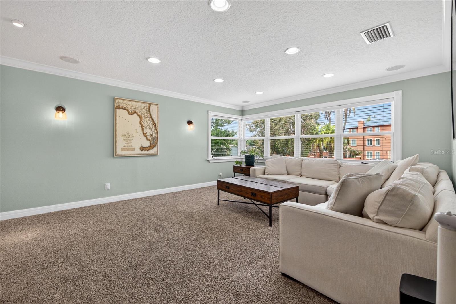 BUFFALO HEIGHTS - Residential