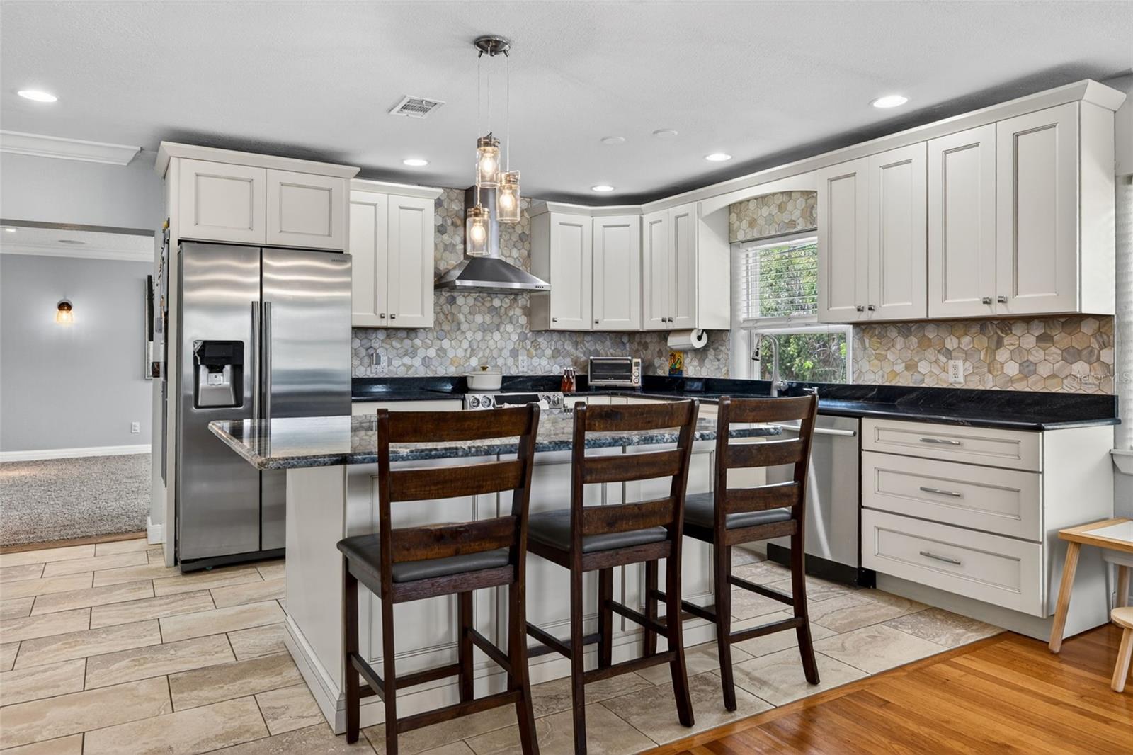 BUFFALO HEIGHTS - Residential