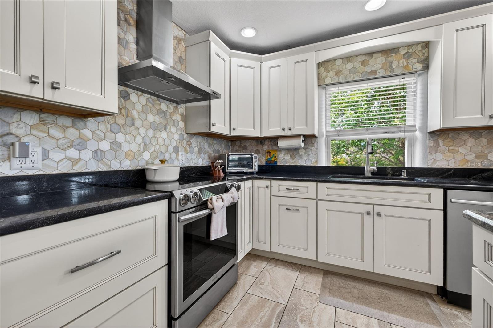 BUFFALO HEIGHTS - Residential