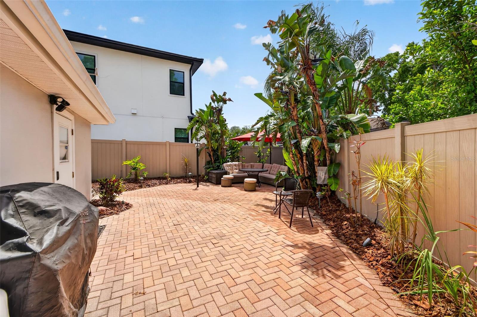 BUFFALO HEIGHTS - Residential