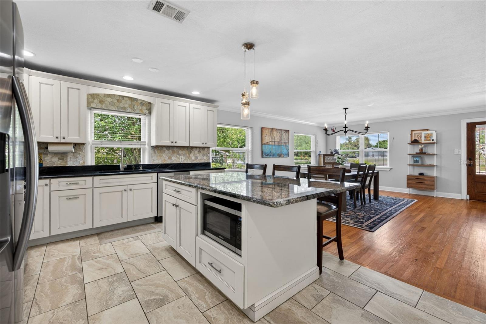 BUFFALO HEIGHTS - Residential