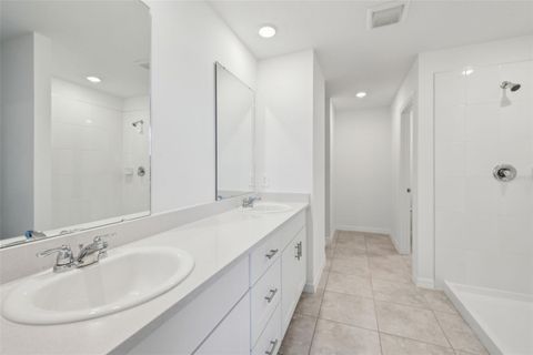 A home in POINCIANA