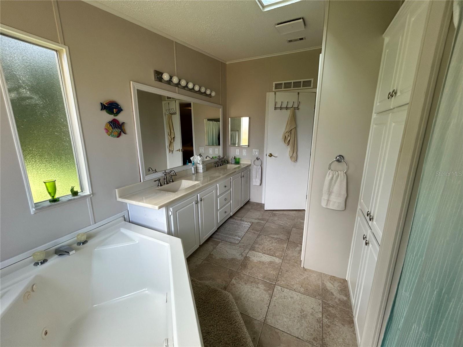 EDGEWATER LANDING - Residential