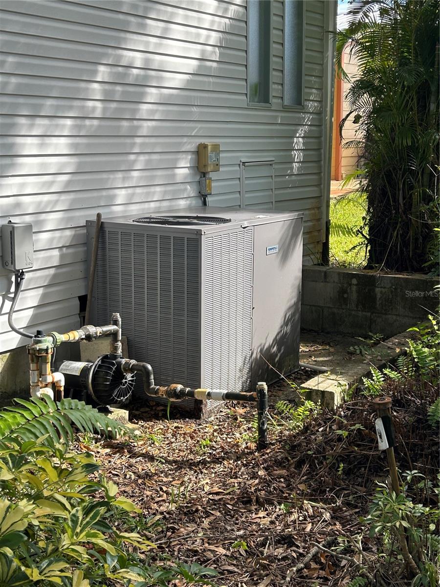 EDGEWATER LANDING - Residential