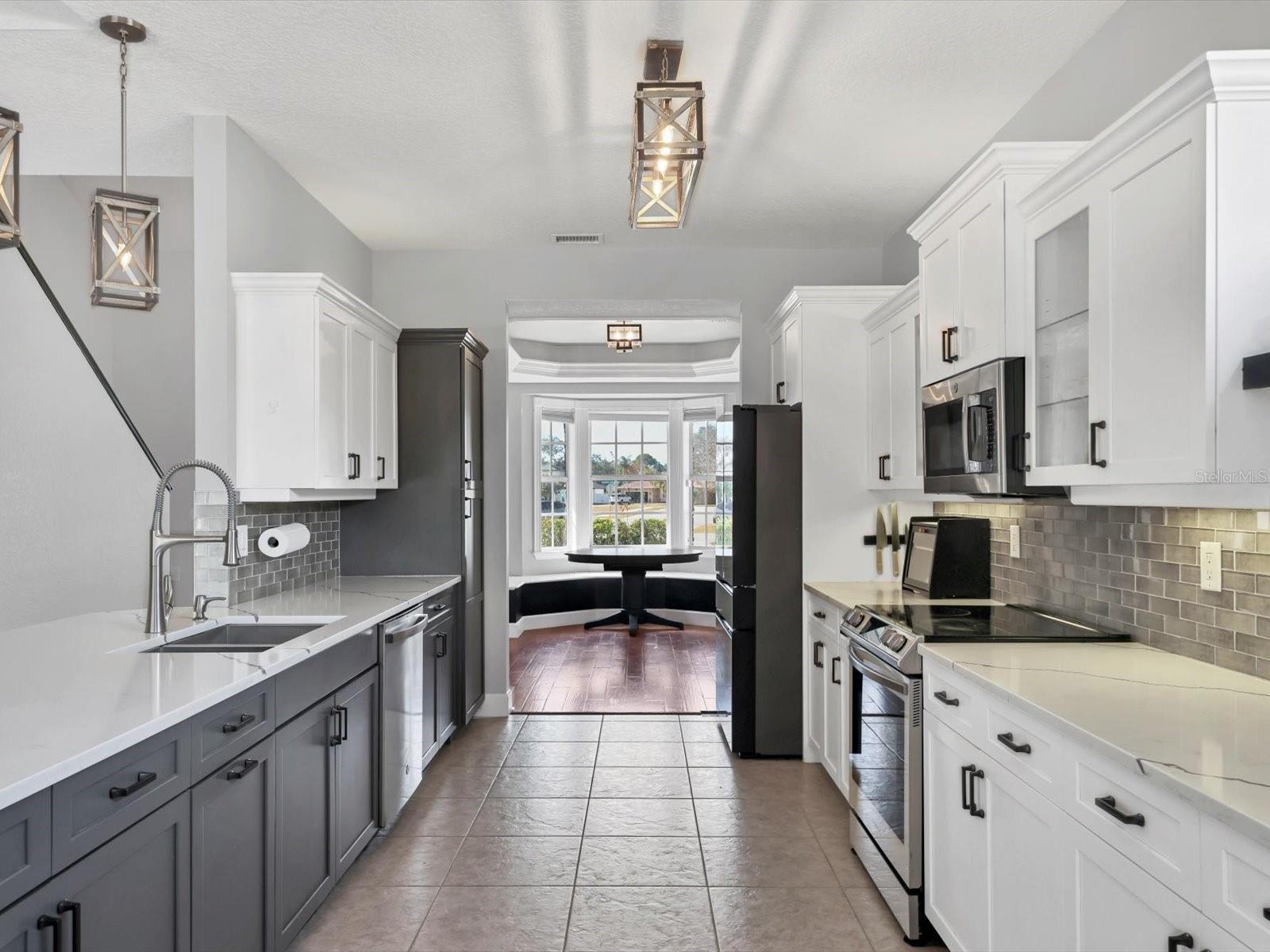 SHADOW OAKS ESTATES - Residential