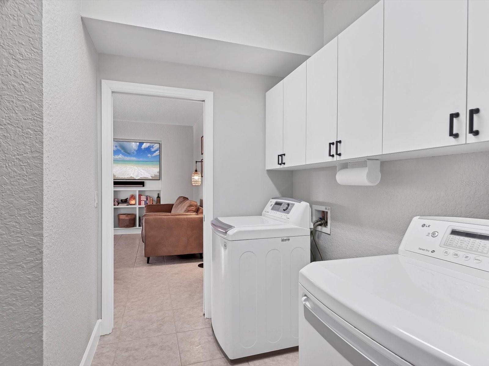 SHADOW OAKS ESTATES - Residential