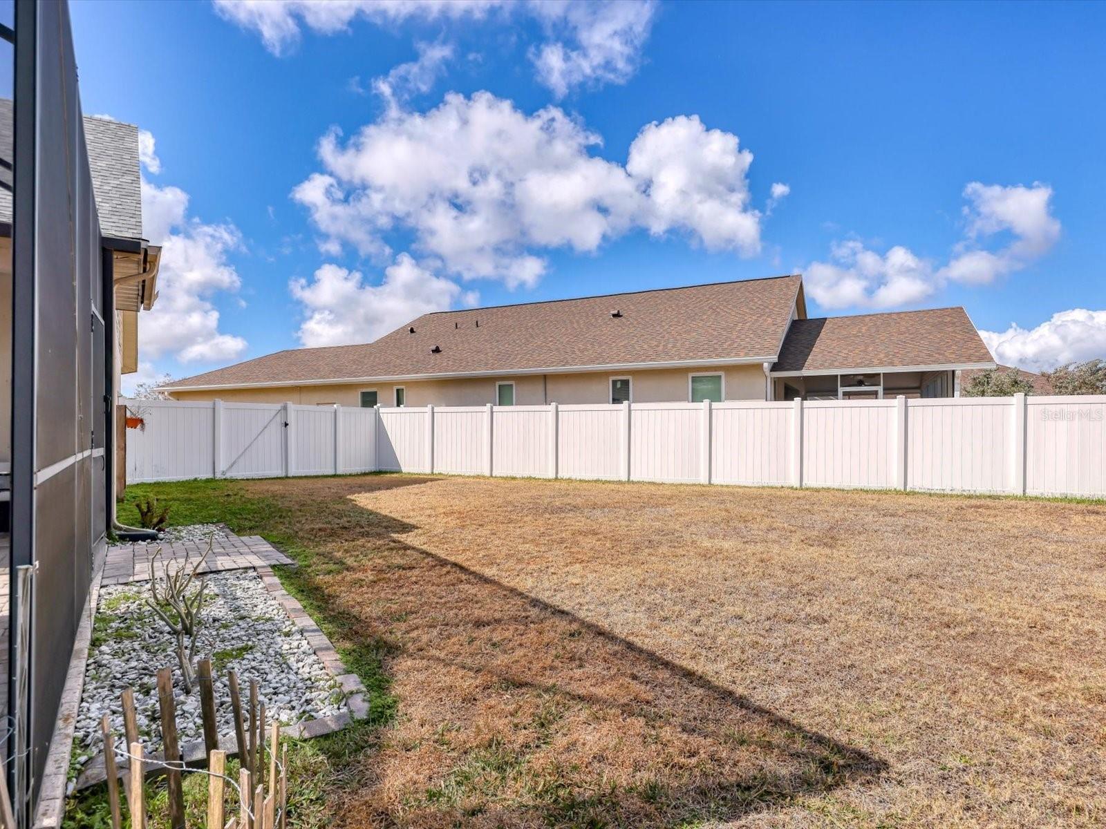 SHADOW OAKS ESTATES - Residential