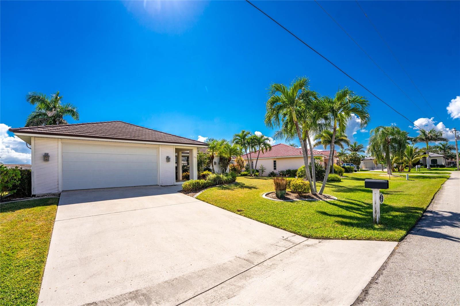 PUNTA GORDA ISLES SEC 05 - Residential