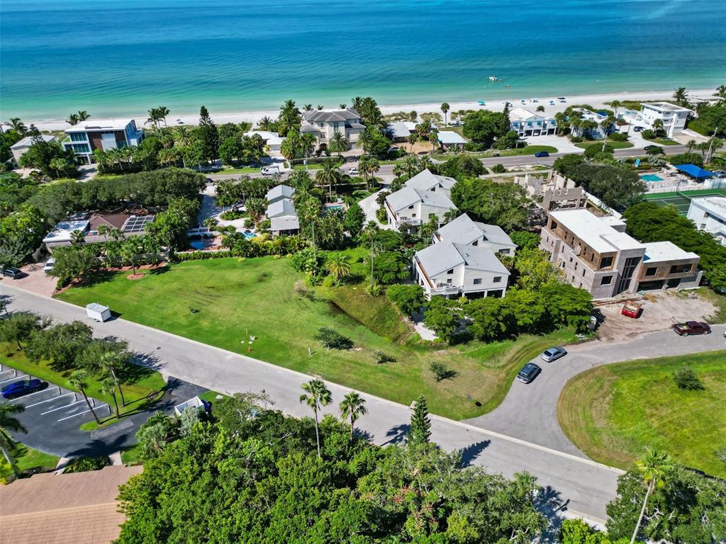 COQUINA BEACH - Land