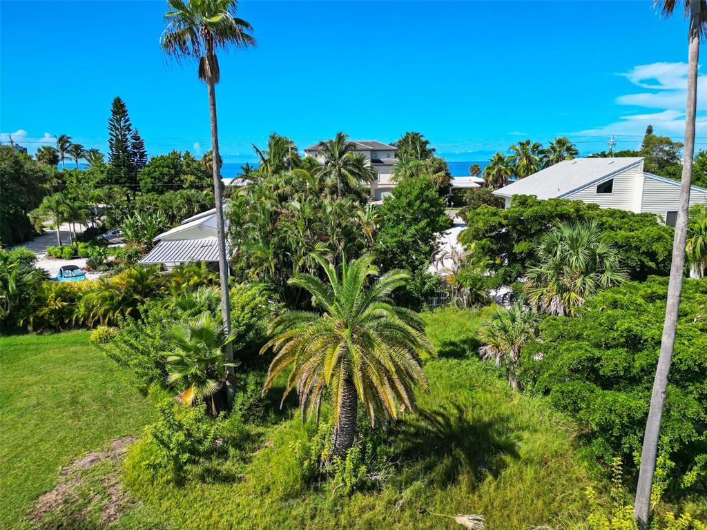 COQUINA BEACH - Land